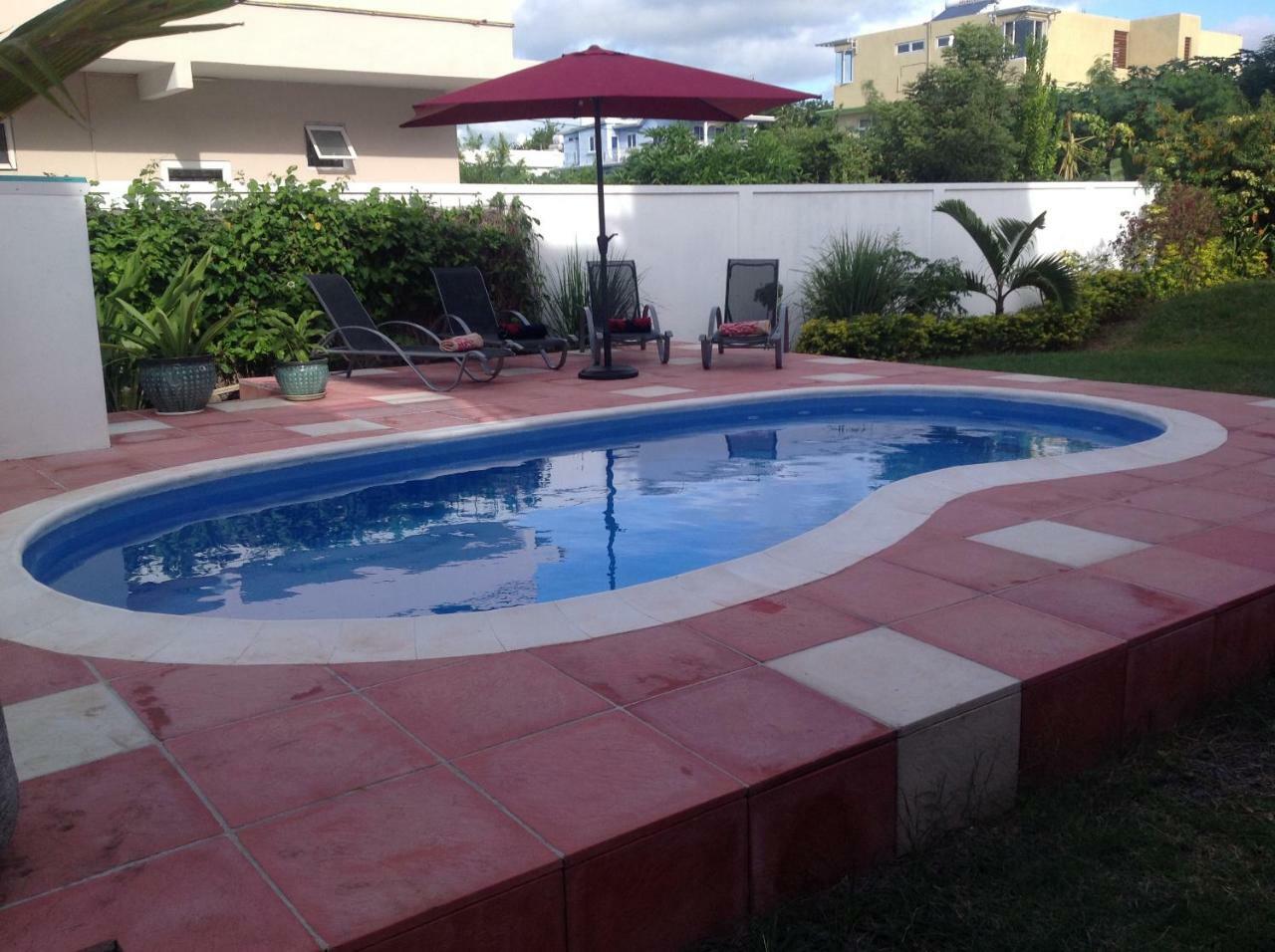 Fayruz Villa Is A 3 Bedroom, 3 Bathroom Detached House With Ac And Swimming Pool 5 Minutes Walk From Flic En Flac Public Beach Ngoại thất bức ảnh