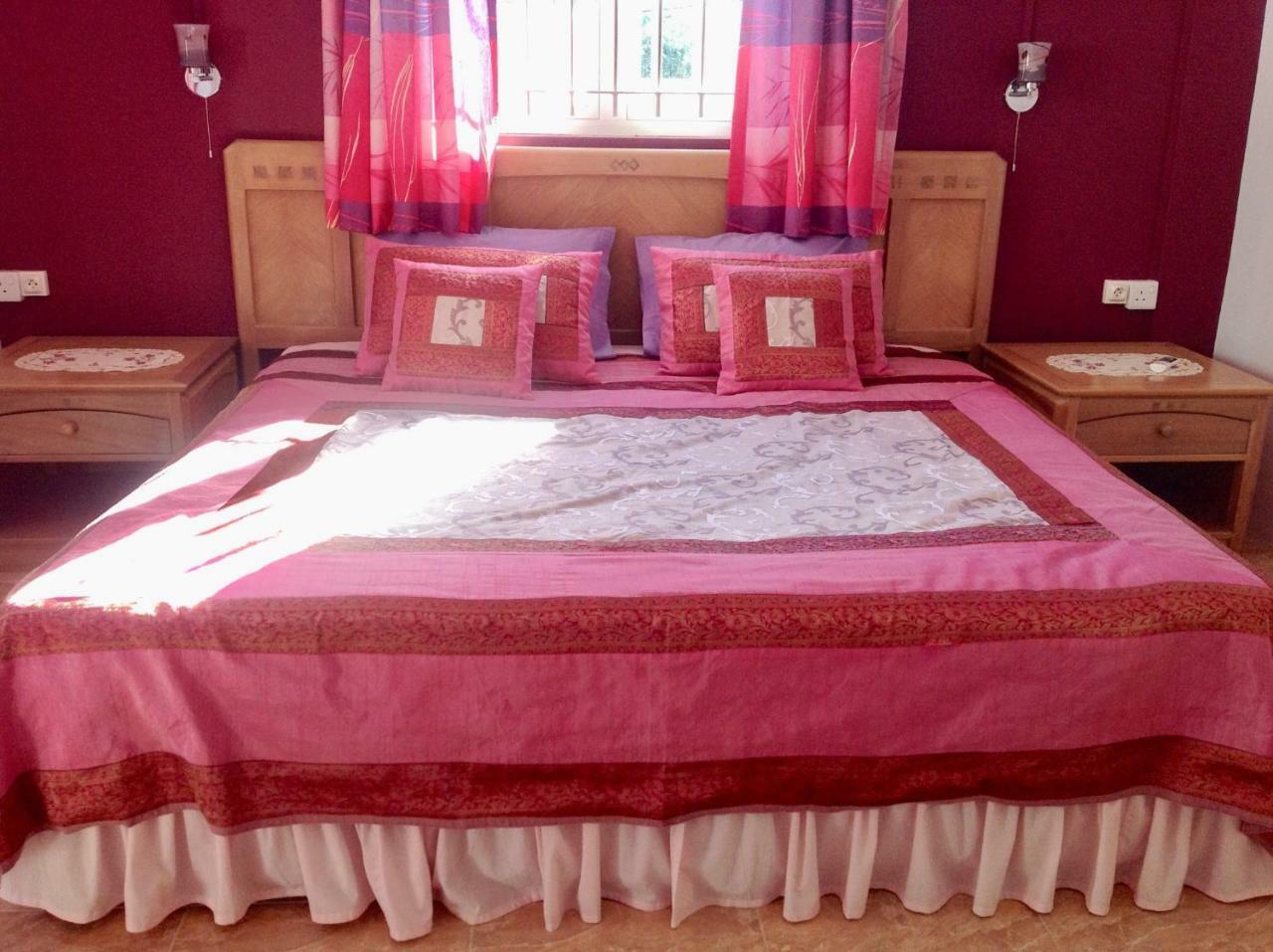Fayruz Villa Is A 3 Bedroom, 3 Bathroom Detached House With Ac And Swimming Pool 5 Minutes Walk From Flic En Flac Public Beach Ngoại thất bức ảnh
